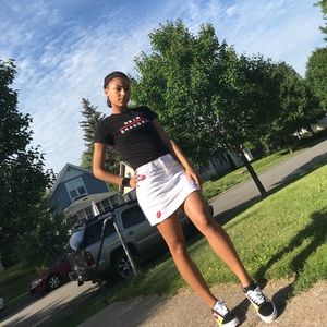 Meet your Posher, Tia